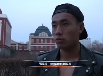 日本大片久久久高清免费看