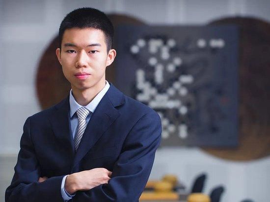 丰满继母