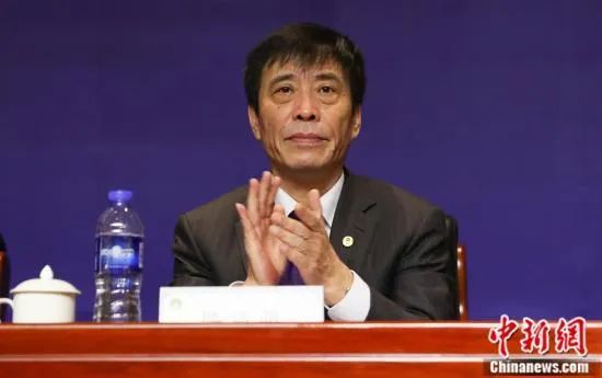可疑的女士