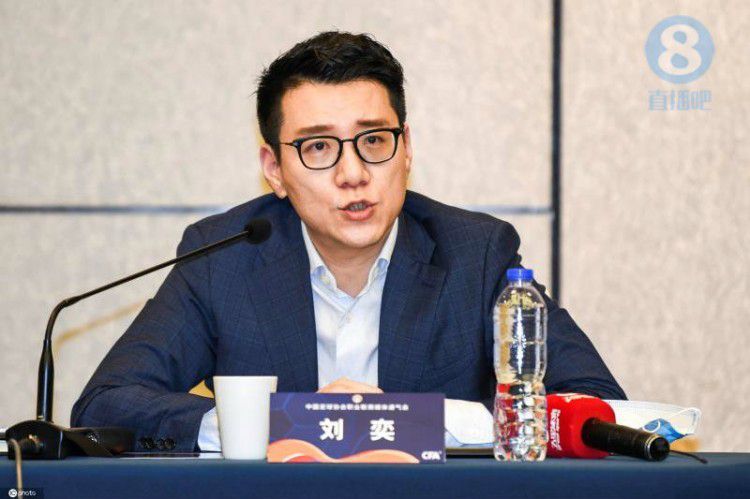 julia奶水涨喷在线播放
