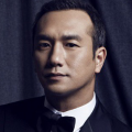 娇妻玩4p被3个男人玩4p